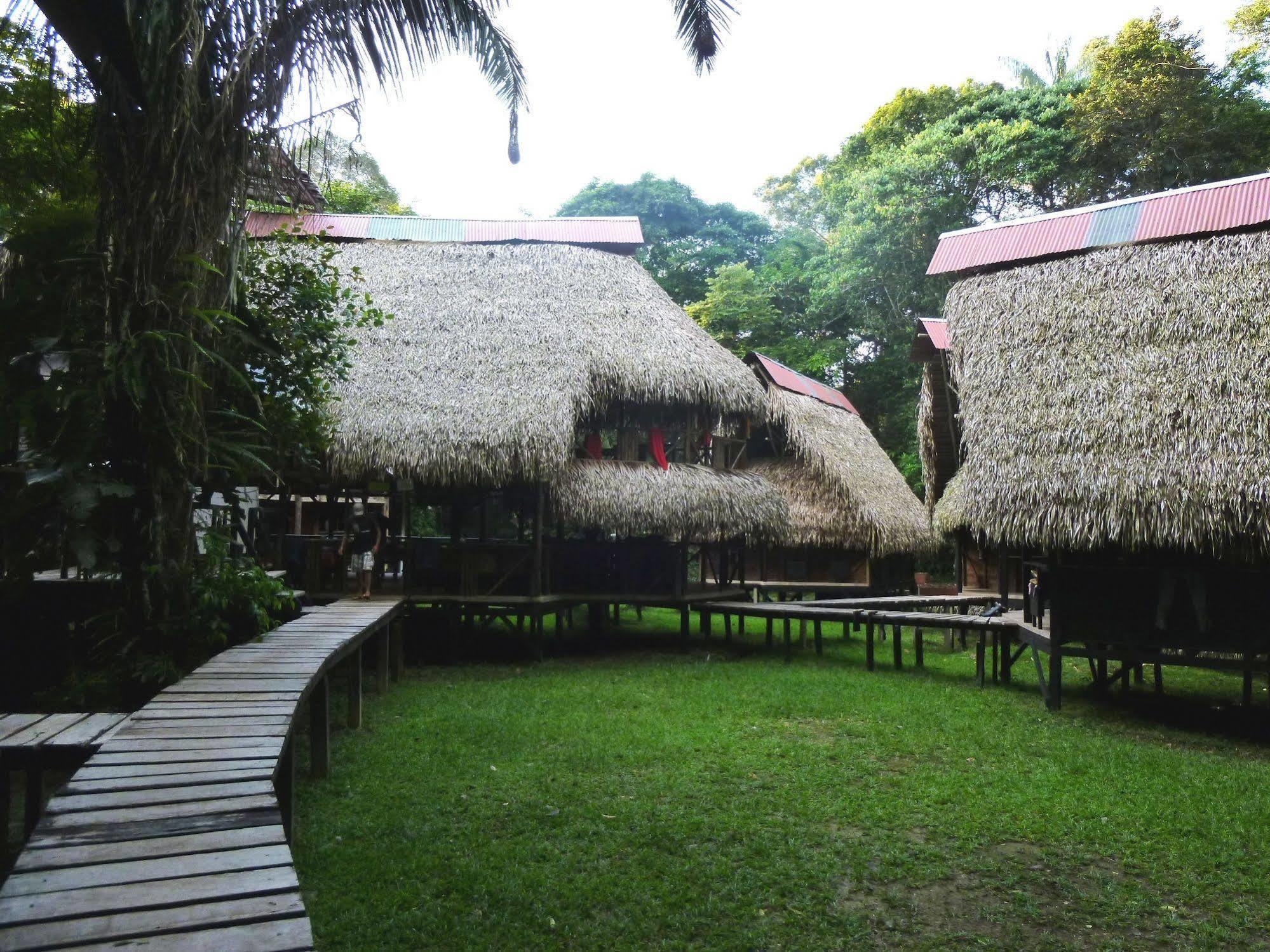 Jamu Lodge Puerto Montufar Ngoại thất bức ảnh