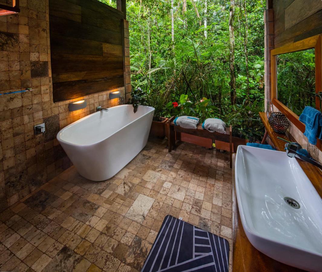 Jamu Lodge Puerto Montufar Ngoại thất bức ảnh